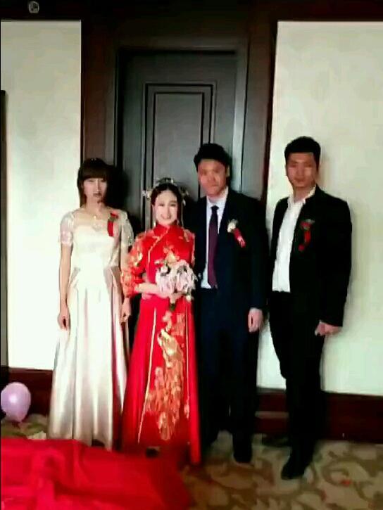 国产小视频伴娘,青春记忆中的甜蜜瞬间